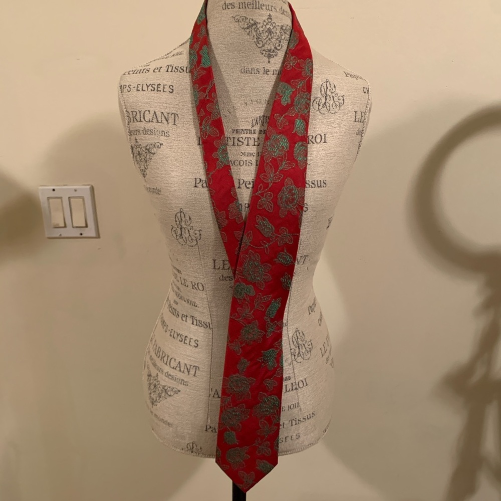 L. Steiner Red Floral Silk Tie 💐